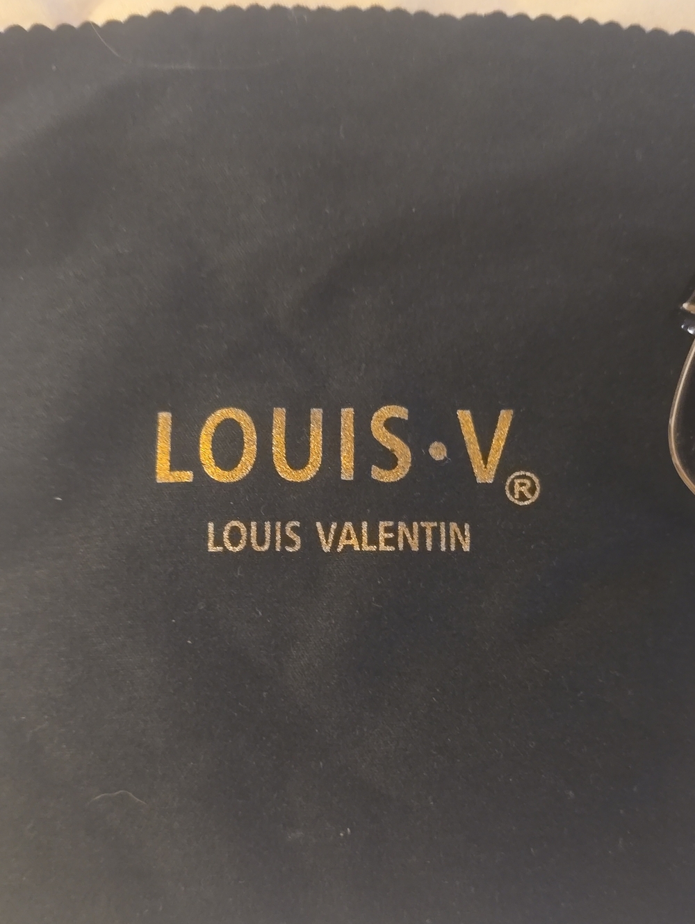 LOUIS - V SUN GLASSES - Picture 2 of 7